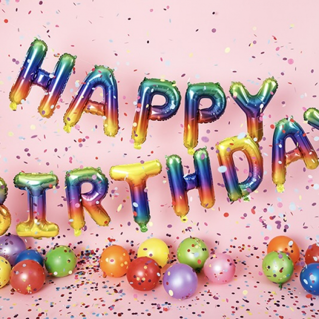 Regnbuefarvet "Happy Birthday" Ballon 340x35 cm. 1 stk.